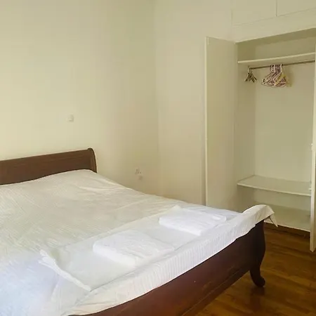 Apartment Zek Areos