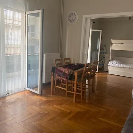 Apartment Zek Areos *